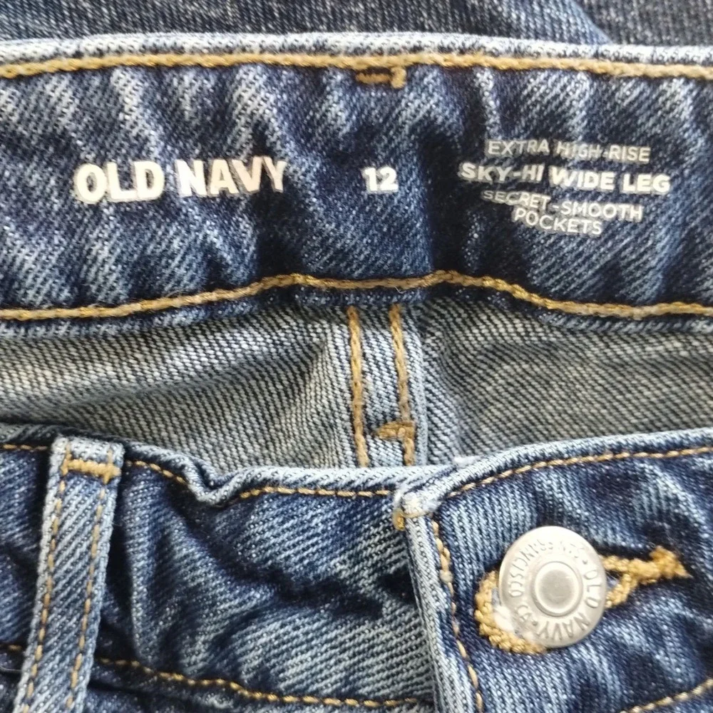 Old Navy Wide Leg Jeans Womens Sz 12 Extra High Rise Sky Hi Denim Blue Classic - Picture 6 of 9